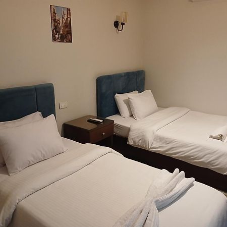 Pyramids Way Inn Kafret el-Gabal Extérieur photo