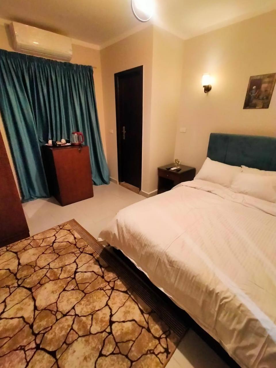 Pyramids Way Inn Kafret el-Gabal Extérieur photo